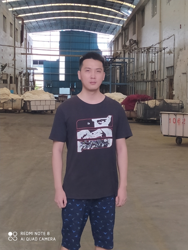 六月雨的第一张照片--郑州相亲服务中心