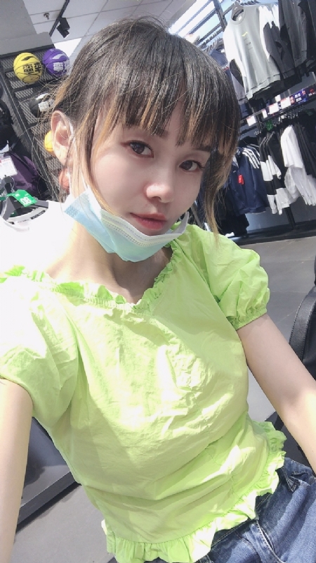 婀娜袅袅的第一张照片--郑州相亲服务中心
