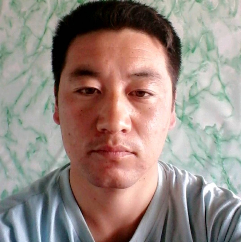 寻找另一半的第三张照片--郑州相亲服务中心