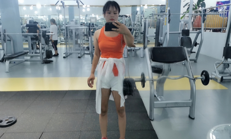 爱你的妞的第一张照片--郑州相亲服务中心