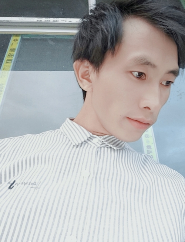 寻找下一个路口的第一张照片--郑州相亲服务中心