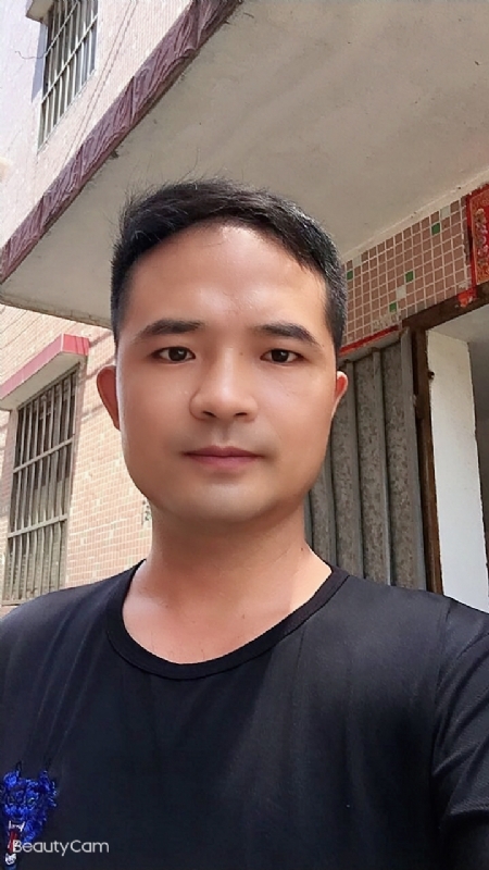 言飞的第二张照片--郑州相亲服务中心