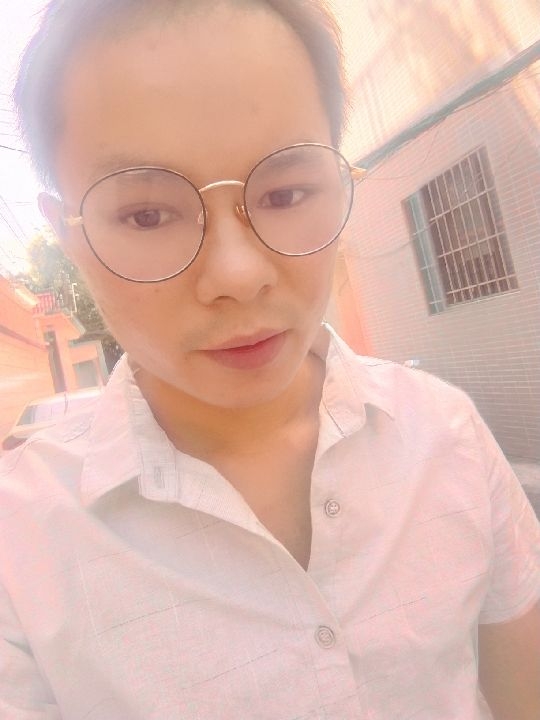 楠呐的第四张照片--郑州相亲服务中心