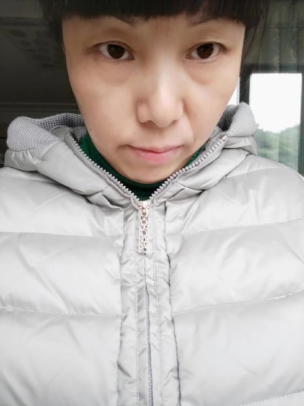 一抹幽蓝的第一张照片--郑州相亲服务中心