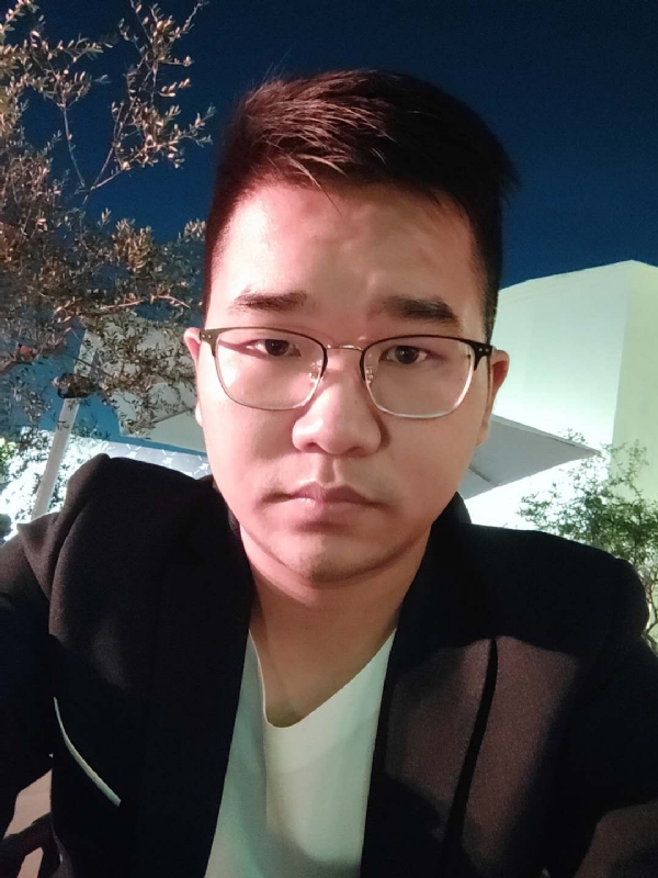 在路上的第一张照片--郑州相亲服务中心
