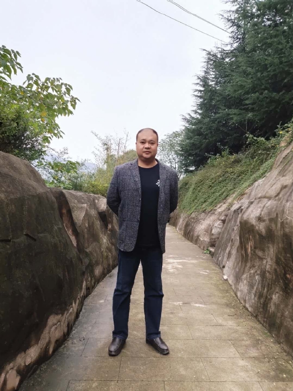 玉竹的第四张照片--郑州相亲服务中心