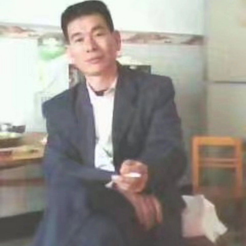 阳光照耀的第一张照片--郑州相亲服务中心