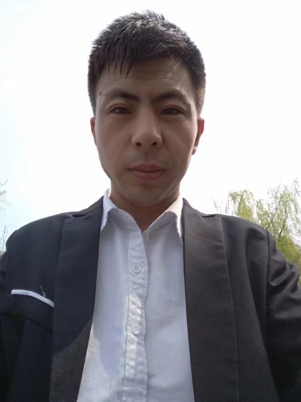 许以飞翔的第一张照片--郑州相亲服务中心