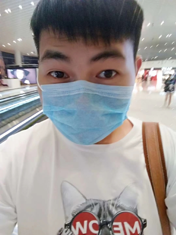 咔咔一顿的第一张照片--郑州相亲服务中心