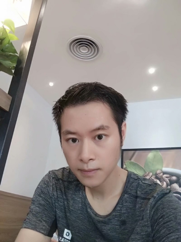 期待缘分的第二张照片--郑州相亲服务中心