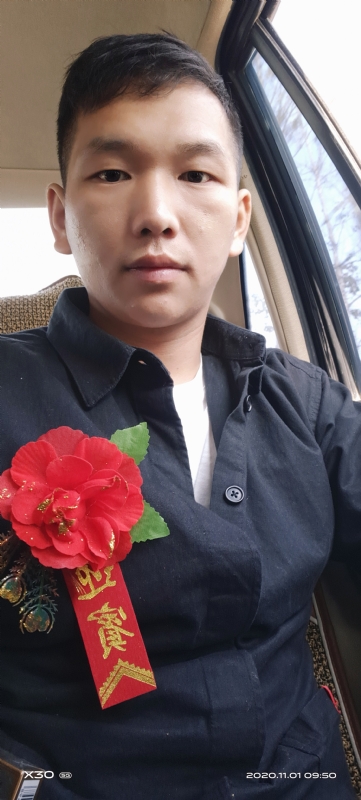 可爱的小猪的第一张照片--郑州相亲服务中心