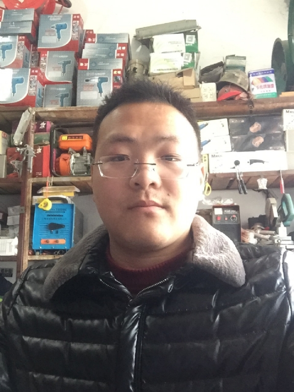 鼎福的第二张照片--郑州相亲服务中心