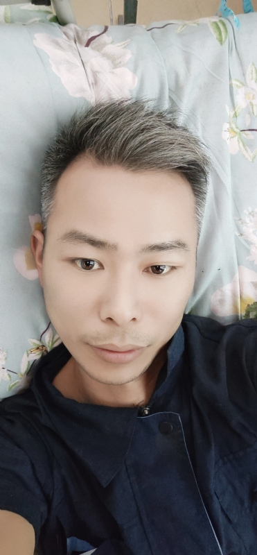 火山口的第一张照片--郑州相亲服务中心