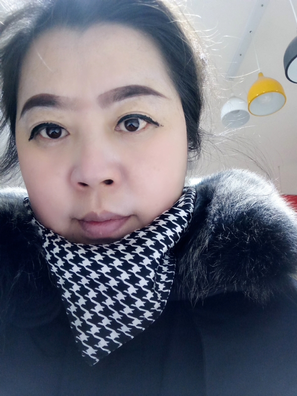 余猪猪的第一张照片--郑州相亲服务中心