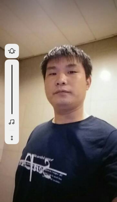 等着幸福来敲门的第一张照片--郑州相亲服务中心