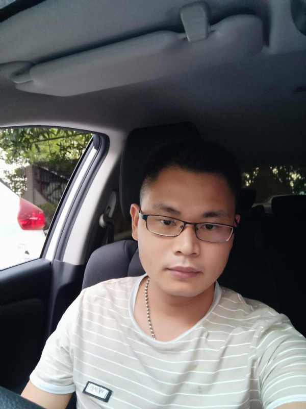水明的第一张照片--郑州相亲服务中心