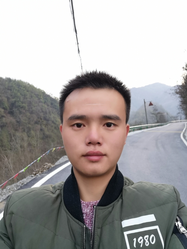 年华零落成诗的第一张照片--郑州相亲服务中心