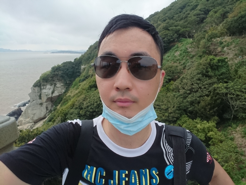 h君的第二张照片--郑州相亲服务中心