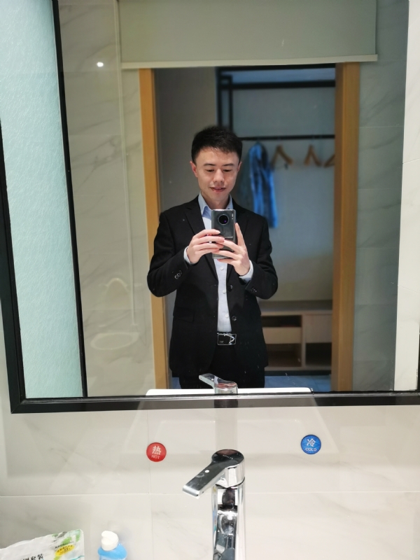 Lin的第二张照片--郑州相亲服务中心