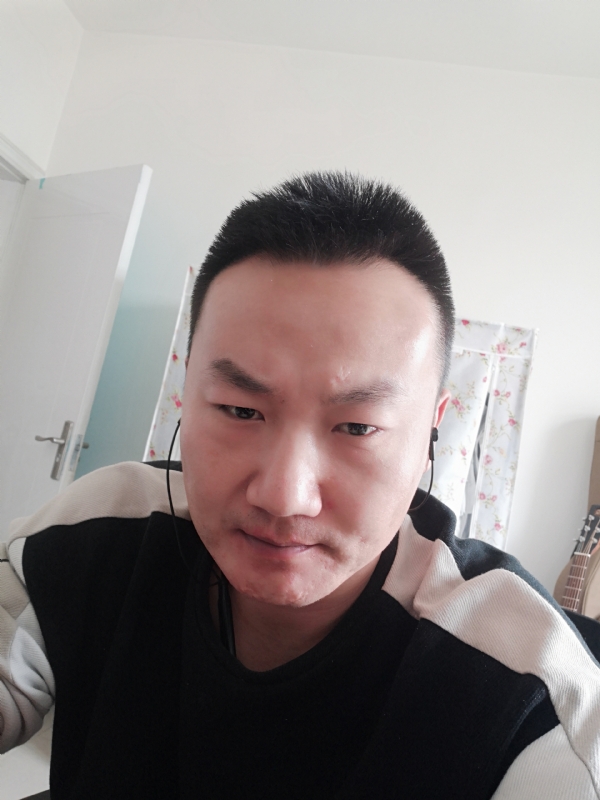 曹先森的第一张照片--郑州相亲服务中心