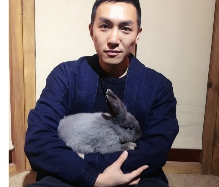 简单人生的第一张照片--郑州相亲服务中心