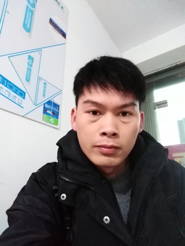 微笑的第一张照片--郑州相亲服务中心
