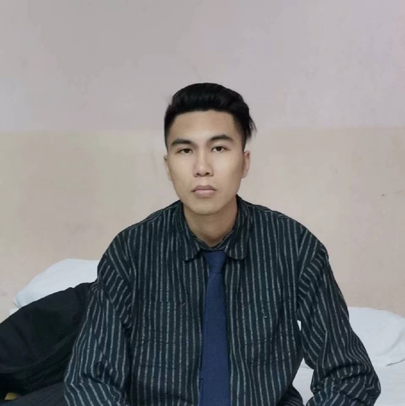 烟斗的第一张照片--郑州相亲服务中心