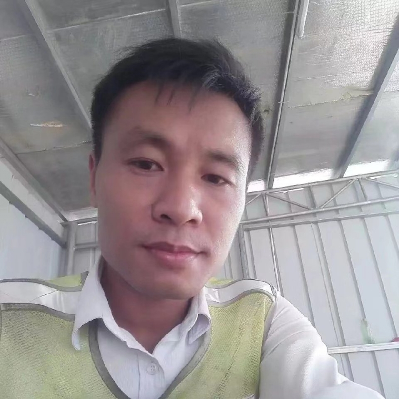 小马哥的第一张照片--郑州相亲服务中心