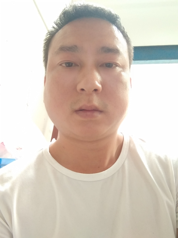 大叔的第一张照片--郑州相亲服务中心