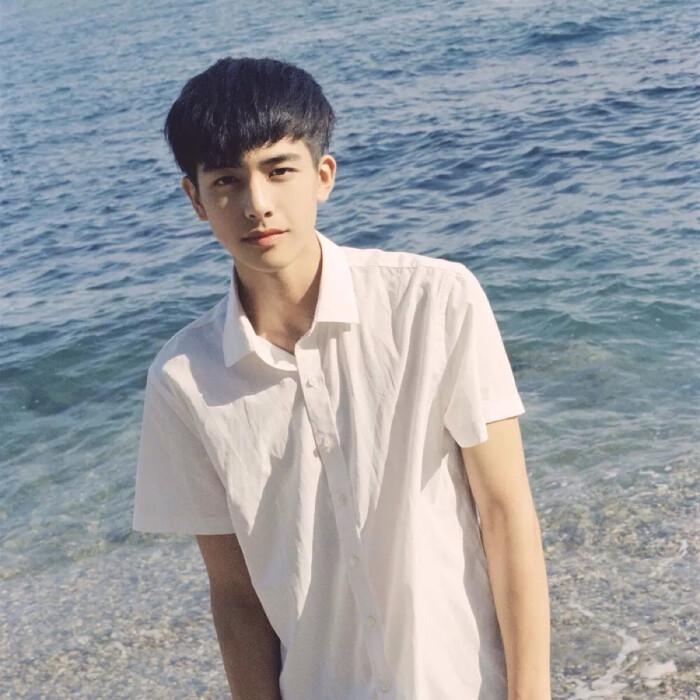 啊巴啊巴的第一张照片--郑州相亲服务中心