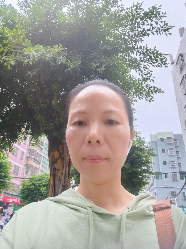容容的第一张照片--郑州相亲服务中心