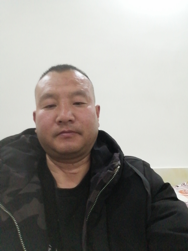 肖小江的第一张照片--郑州相亲服务中心
