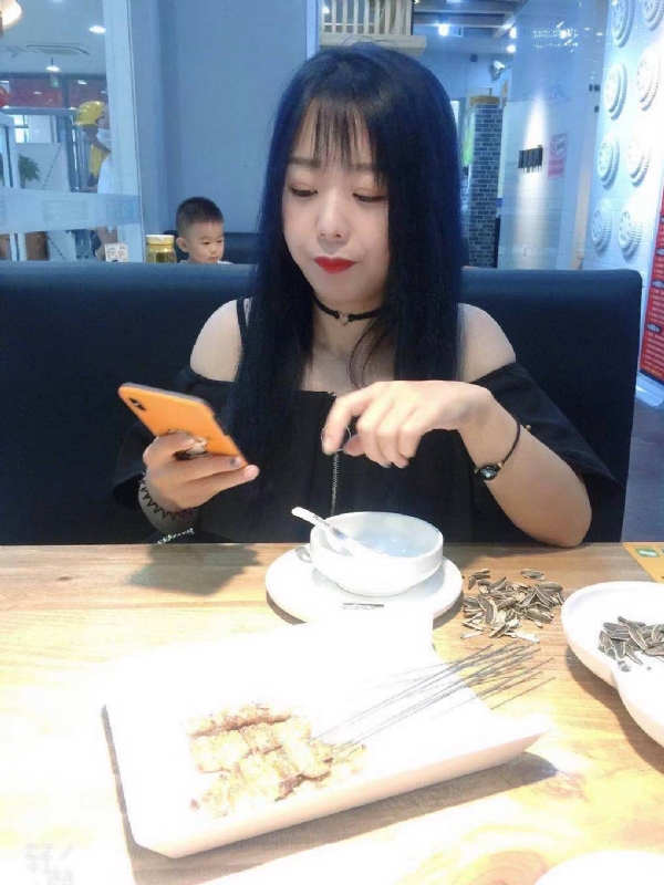 程程的第一张照片--郑州相亲服务中心
