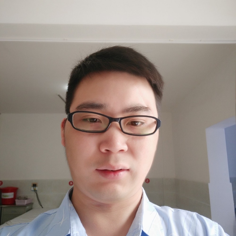 漂泊的孤影的第一张照片--郑州相亲服务中心
