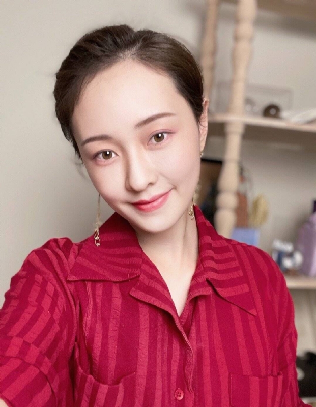 Betty的第二张照片--郑州相亲服务中心