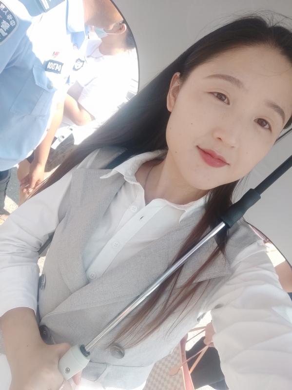 木子田心的第一张照片--郑州相亲服务中心