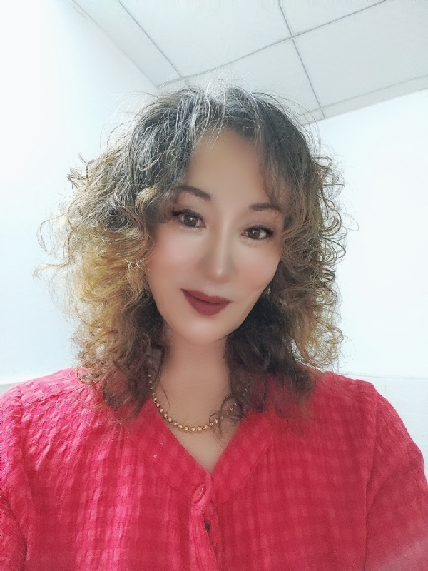 燕子的第一张照片--郑州相亲服务中心