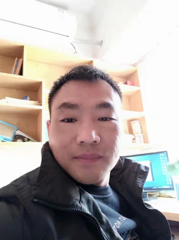 向前葱的第一张照片--郑州相亲服务中心