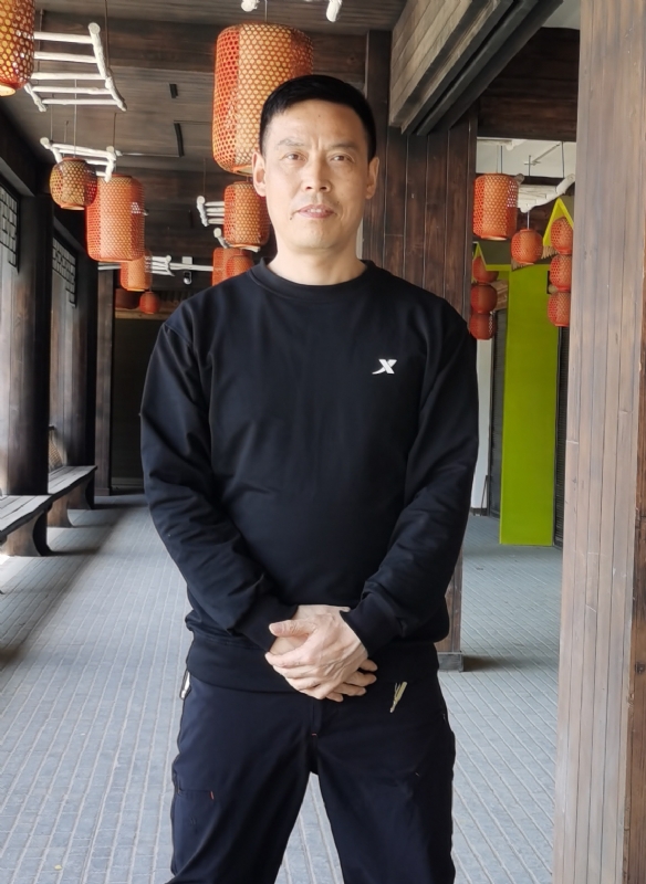 阳光总在风雨后的第一张照片--郑州相亲服务中心