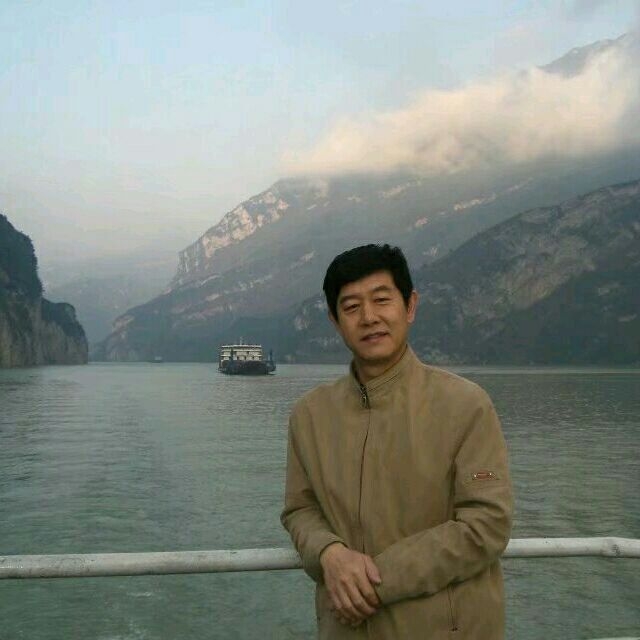 优秀善良1.78的第二张照片--郑州相亲服务中心
