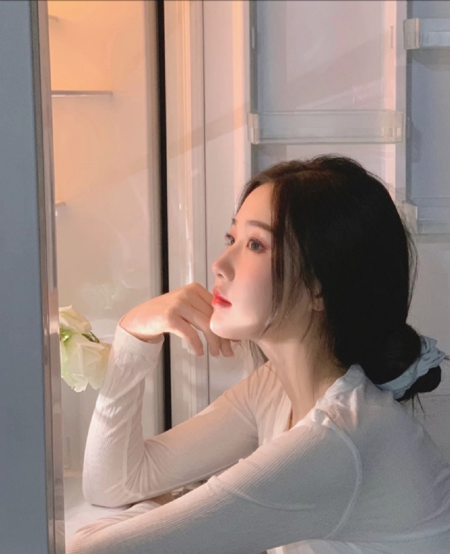 風吹過臉頰的第一张照片--郑州相亲服务中心