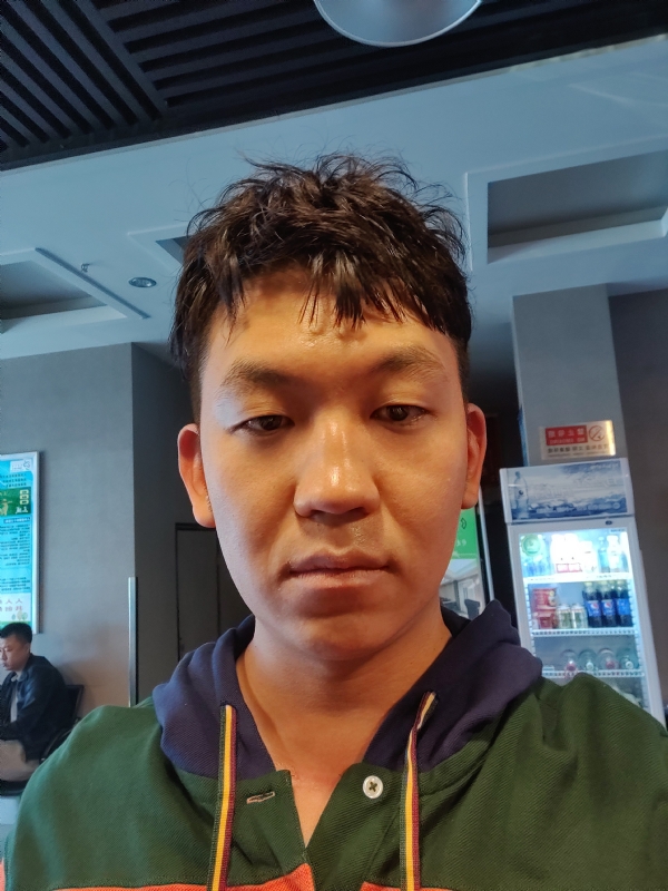 文哈哈的第一张照片--郑州相亲服务中心