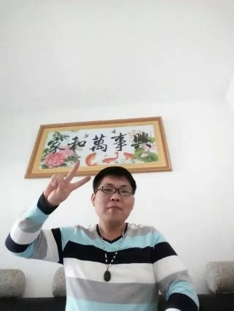 快乐就好的第一张照片--郑州相亲服务中心