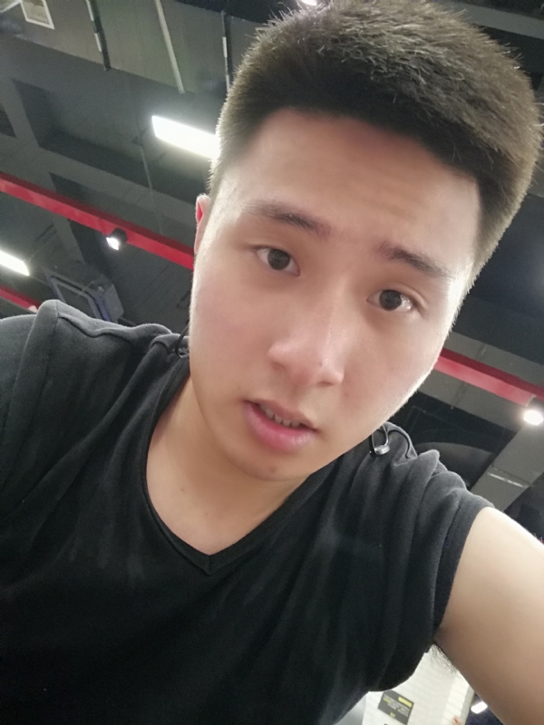 江南的雨的第一张照片--郑州相亲服务中心