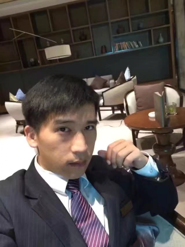 一条孤独的鱼的第二张照片--郑州相亲服务中心