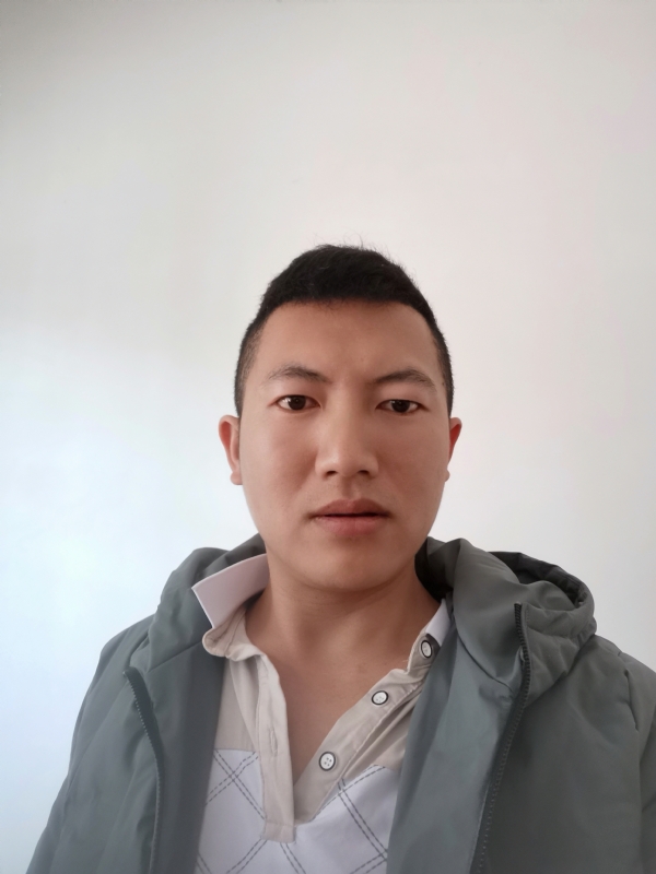 简单的第一张照片--郑州相亲服务中心