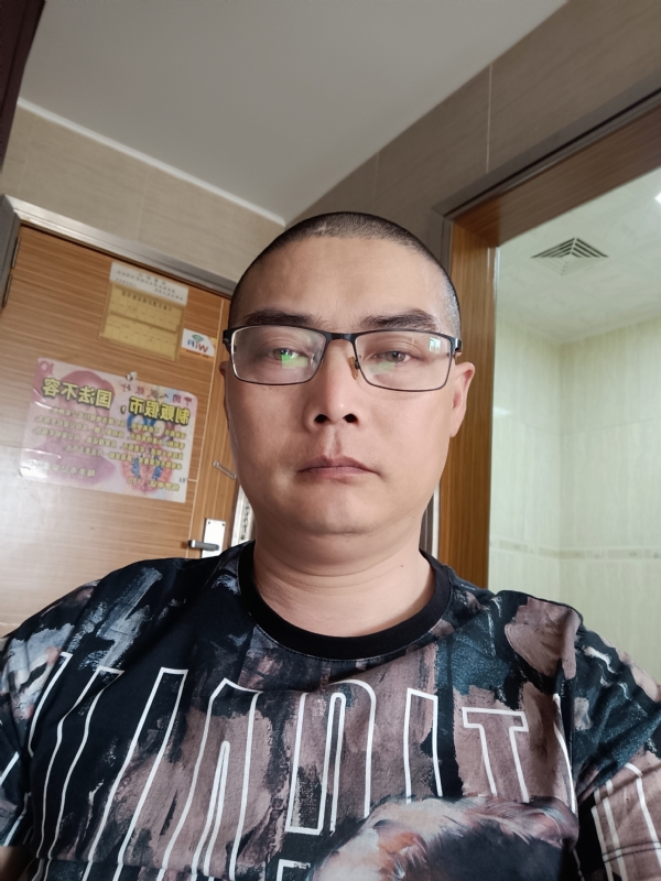 心梦无痕的第一张照片--郑州相亲服务中心
