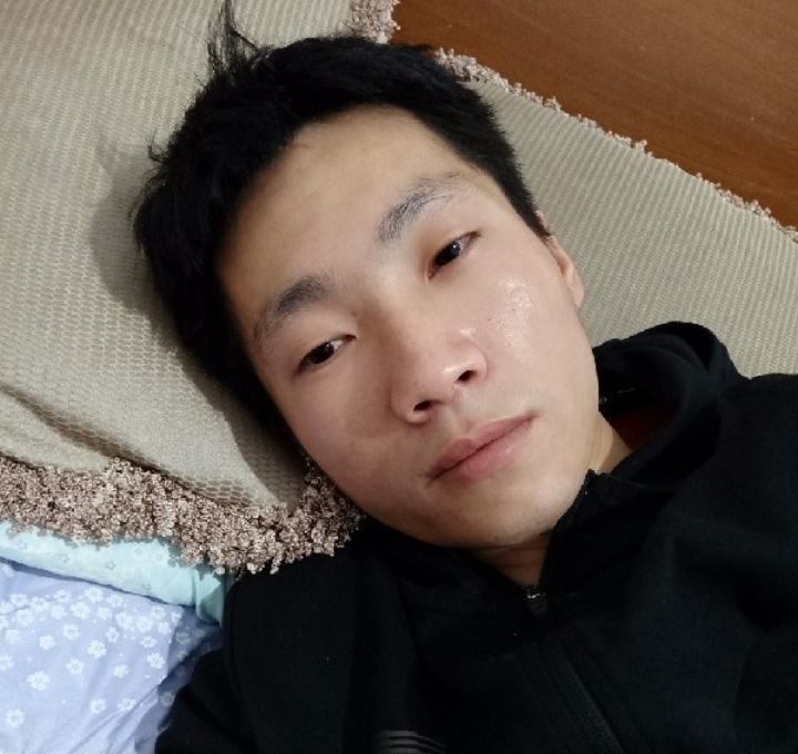 老鼠爱上猫的第一张照片--郑州相亲服务中心