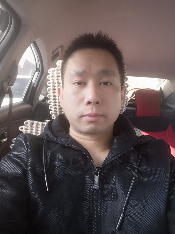 孤独的狼的第二张照片--郑州相亲服务中心
