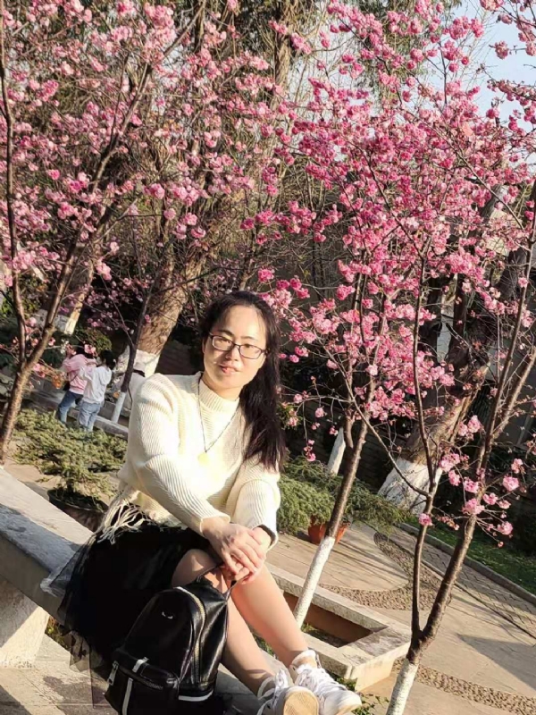 Nancy的第一张照片--郑州相亲服务中心